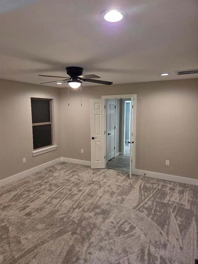 413 E Cole Rd, Fletcher, OK 73541 - photo 6