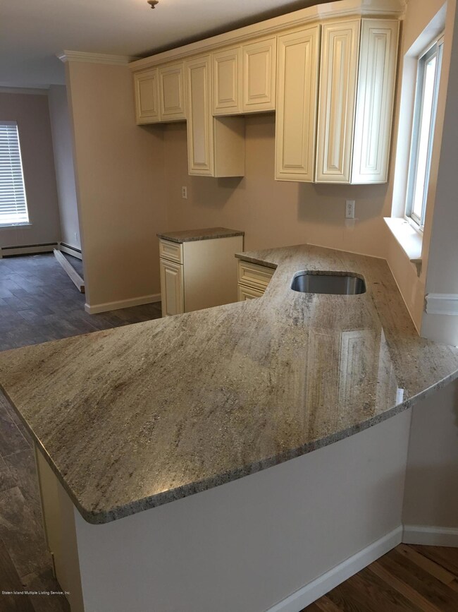 150 Camden Ave, Staten Island, NY 10309 - photo 6