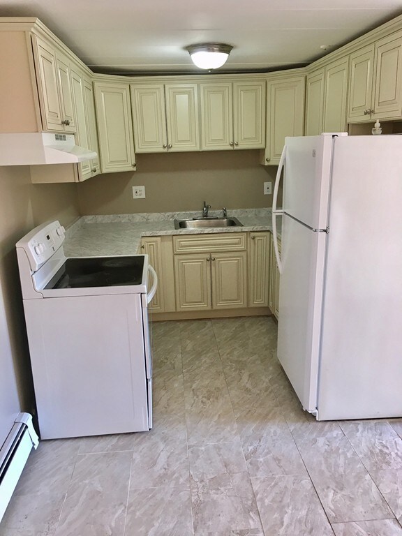 18 Nelson Dr unit 3H, Randolph, MA 02368 - photo 2