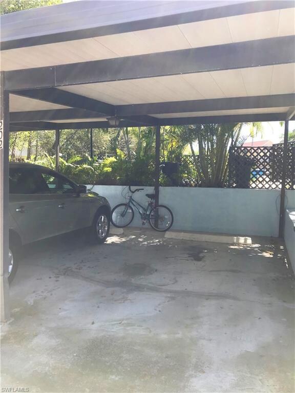 1063 8th St S unit 202, Naples, FL 34102 - photo 6