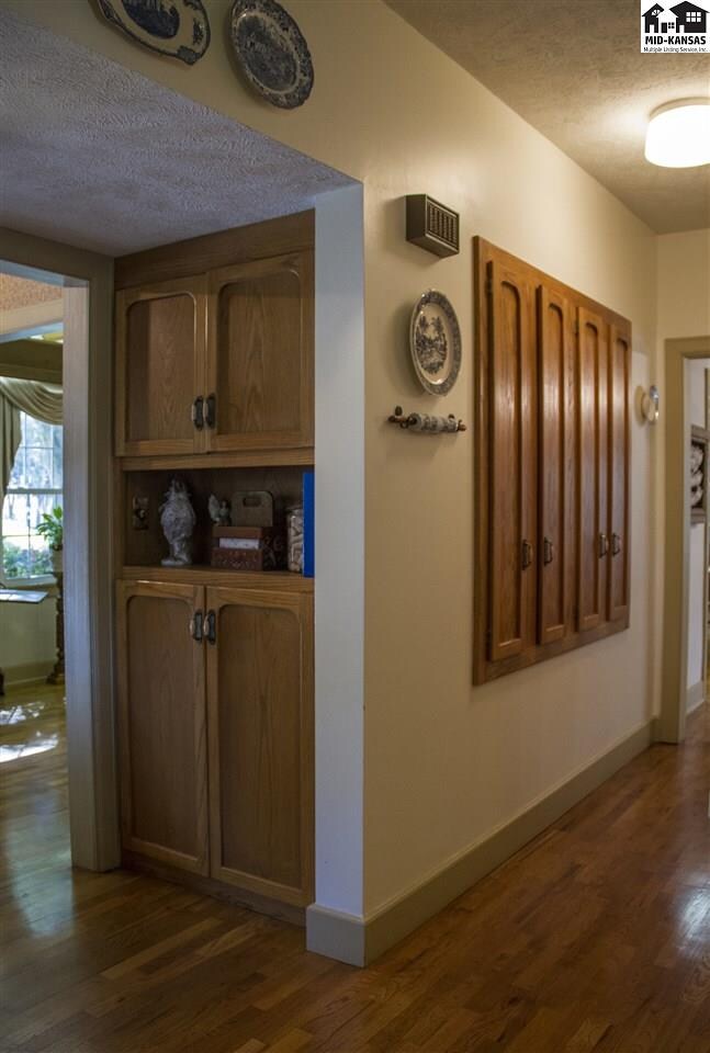 1015 N Walnut St, McPherson, KS 67460 - photo 4