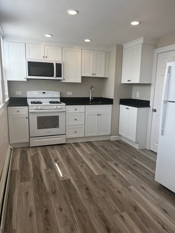 28 Poplar St unit 8, Danvers, MA 01923 - photo 2