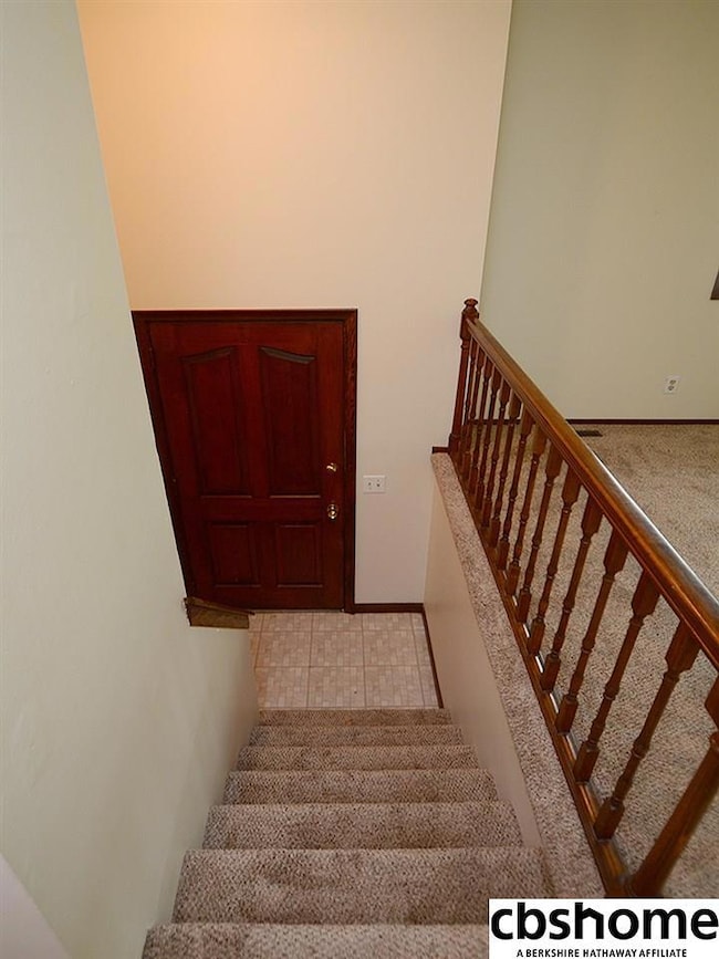 13112 Boyd Cir, Omaha, NE 68164 - photo 2