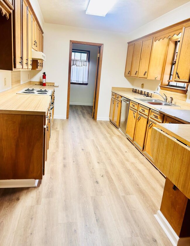 1015 Prairie Ln, McComb, MS 39648 - photo 3