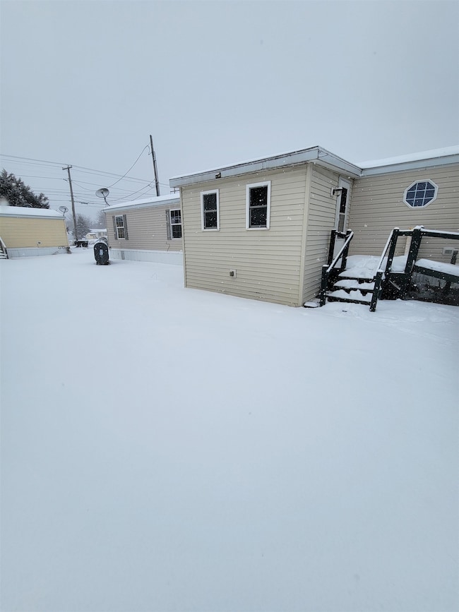 20 Nicole Dr, Saint Albans City, VT 05478 - photo 2