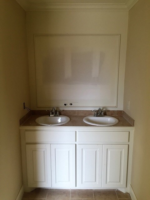 Double vanity