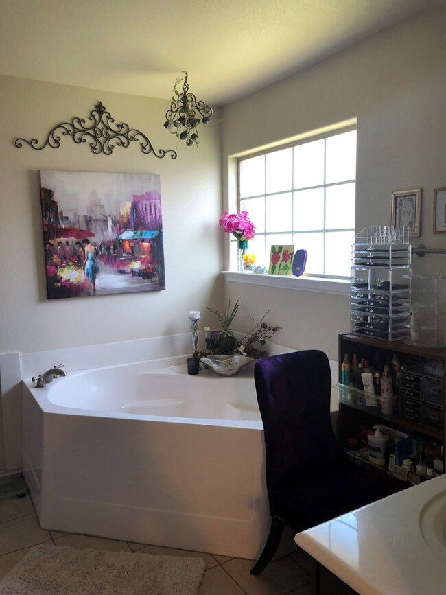 9703 Hawthorne Ct, Odessa, TX 79765 - photo 6