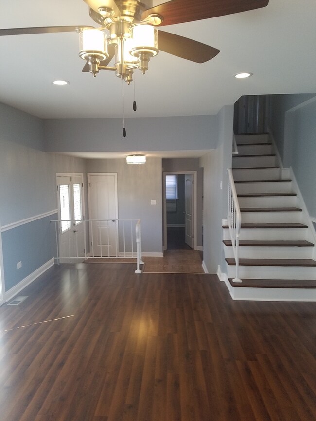 unlisted-address, Country Club Hills, IL 60478 - photo 2