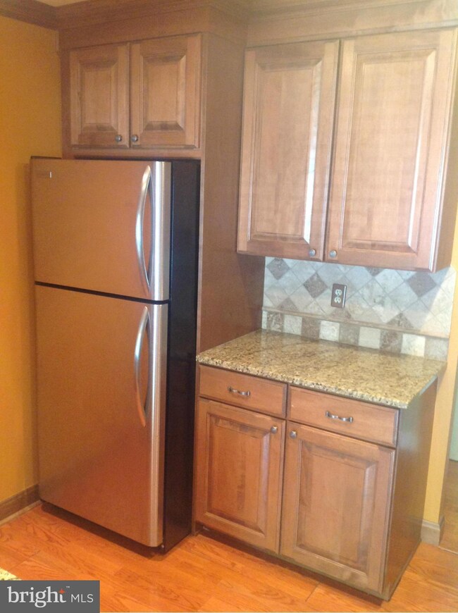 11301 Commonwealth Dr unit T1, Rockville, MD 20852 - photo 3