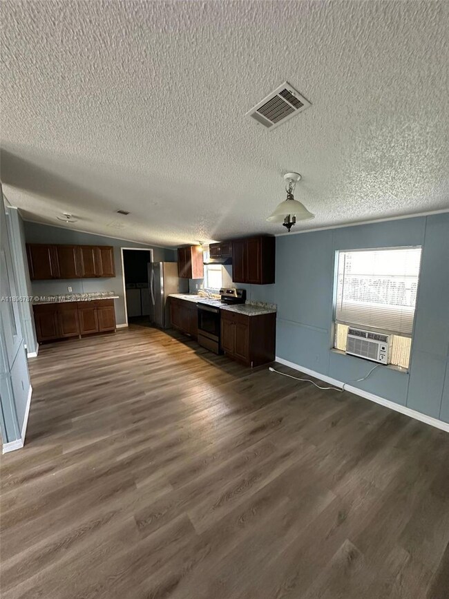 11863 Atlantic Cir unit H, Boca Raton, FL 33428 - photo 2