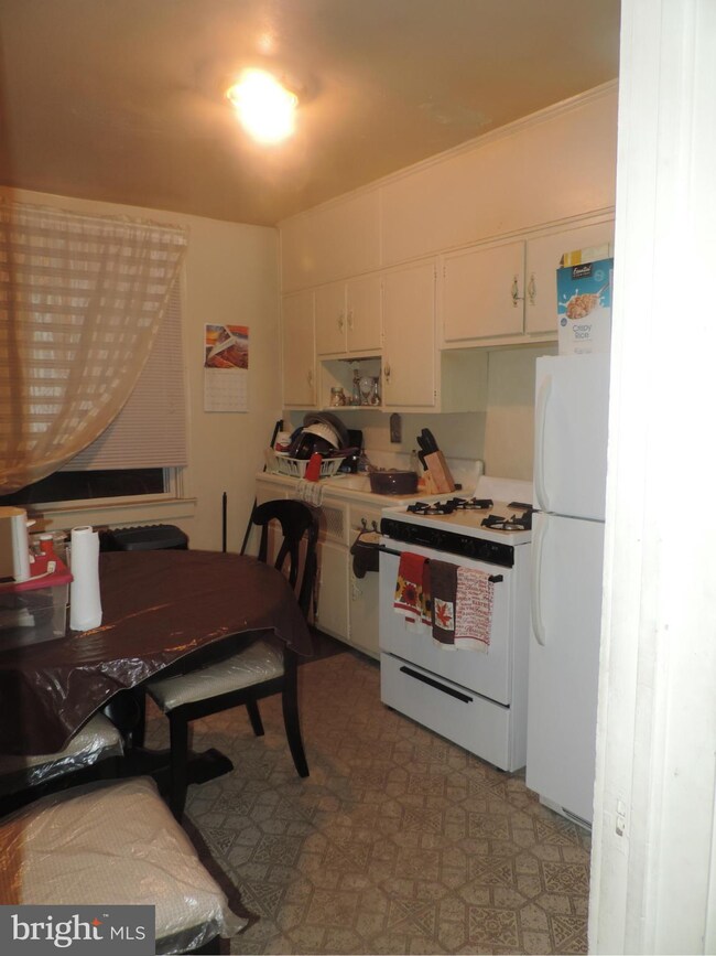 3432 Erdman Ave, Baltimore, MD 21213 - photo 7