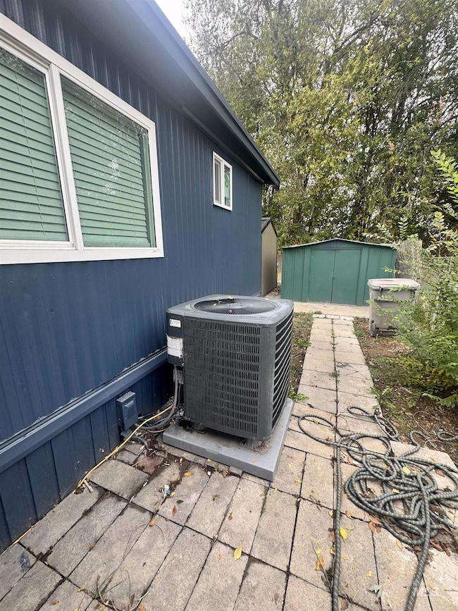 621 N Timathy Rd, Boise, ID 83713 - photo 6