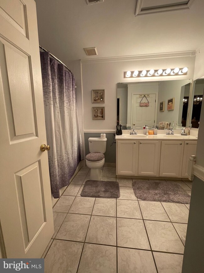 7 Yorktown Ct, Woodbury, NJ 08096 - photo 4