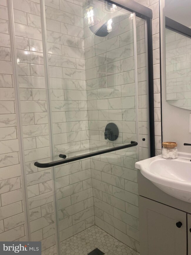 1602 Mount Eagle Place, Alexandria, VA 22302 - photo 4