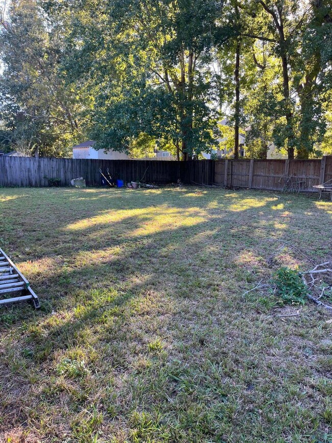 721 Hoss Rd Backyard