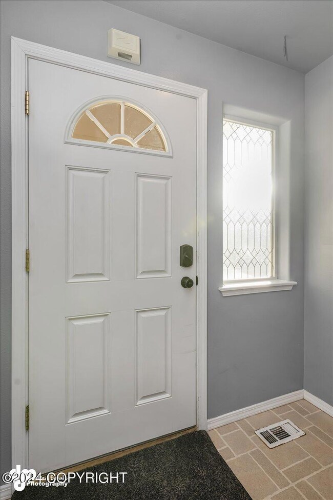 06-Main Entry_SLS_-1323