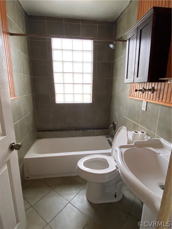 First floor full bath.