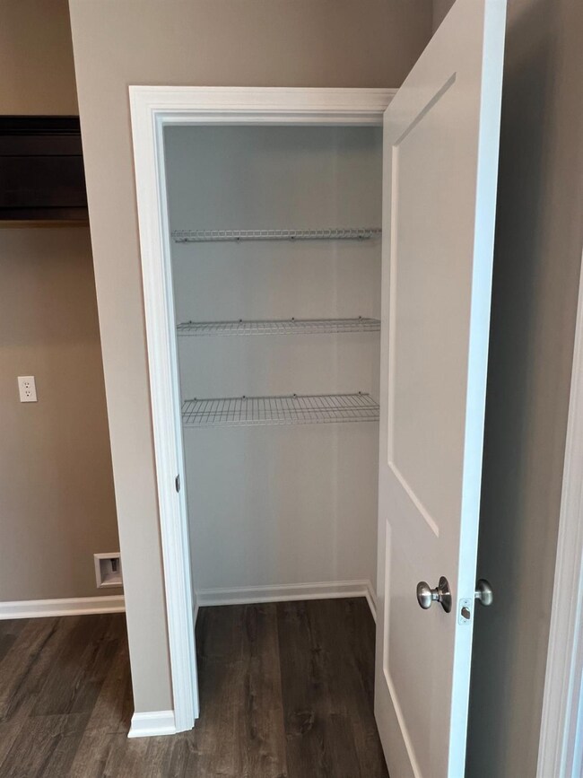 8653 Madison St, Merrillville, IN 46410 - photo 5