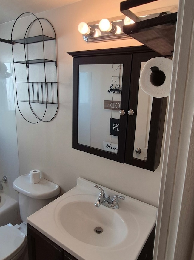 1604 20th St, North Chicago, IL 60064 - photo 7