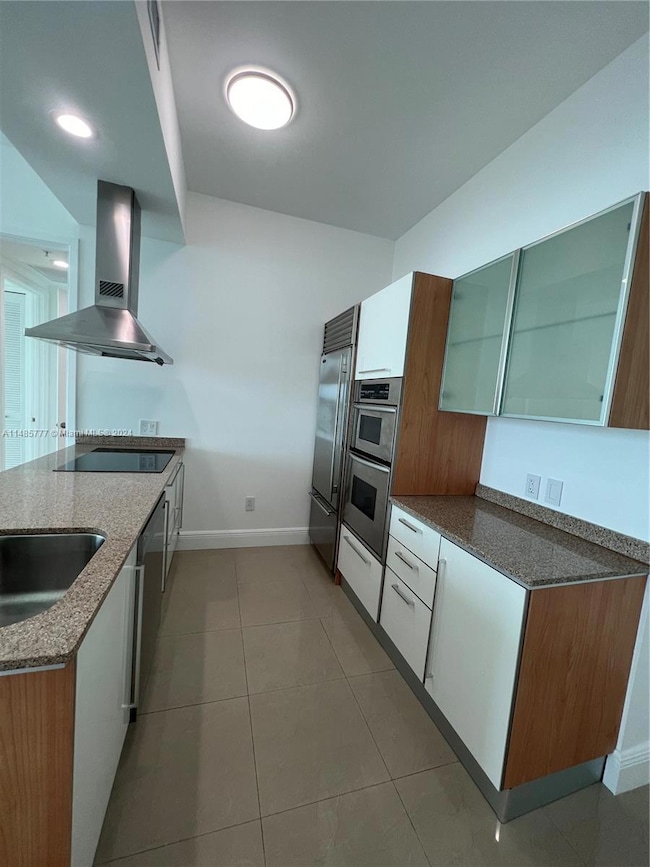 218 SE 14th St unit TS107, Miami, FL 33131 - photo 4