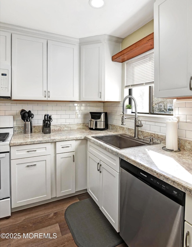 19-Kitchen