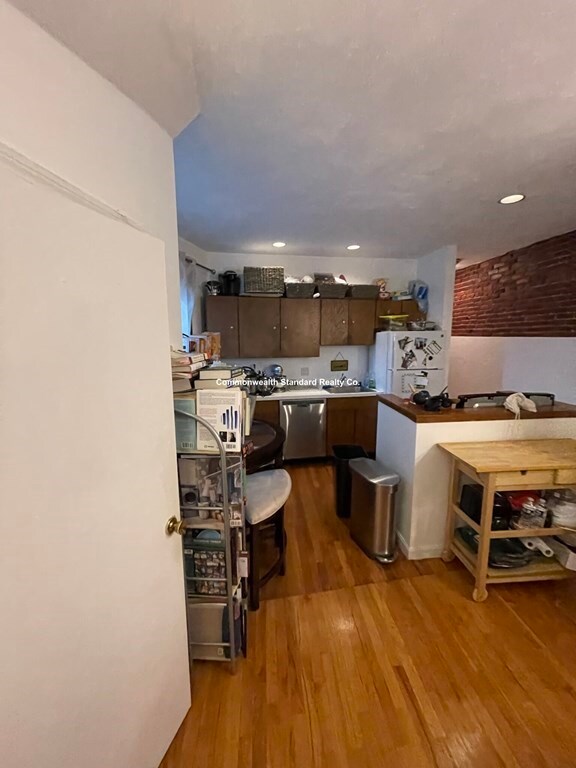 80 Lanark Rd unit 1, Brighton, MA 02135 - photo 6