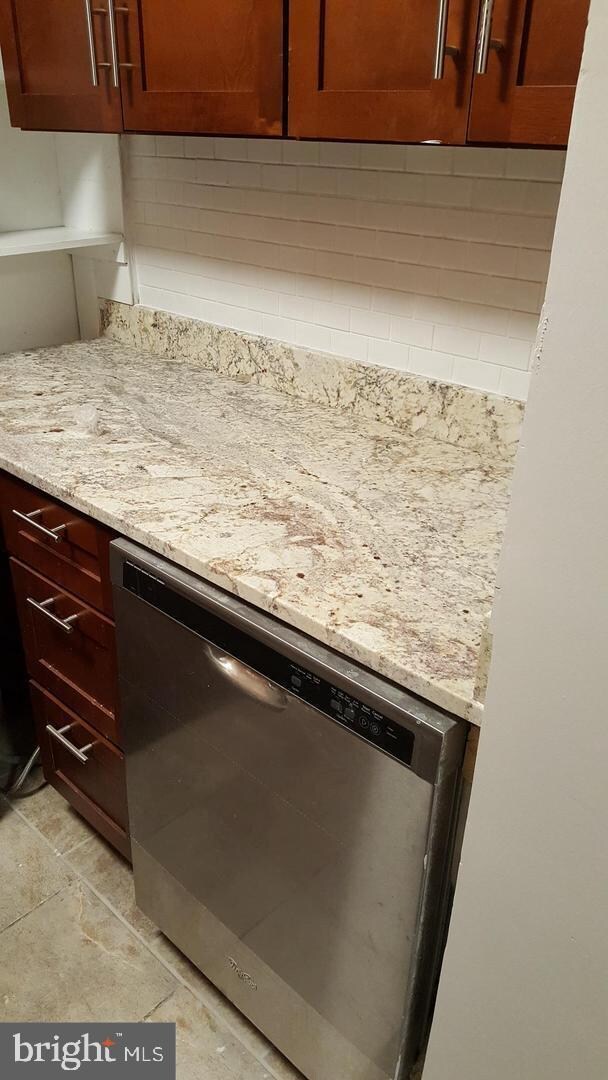 200 Park Terrace Ct SE unit 3, Vienna, VA 22180 - photo 5