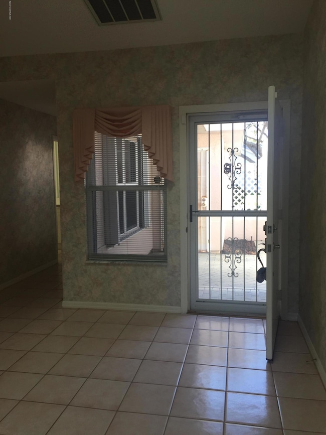 44B6306C-662A-4BEF-85E7-2E88CEFAEF7B