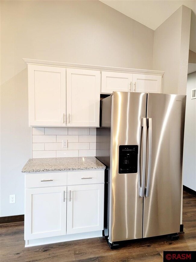 Listing pictures are of a previous model with simi