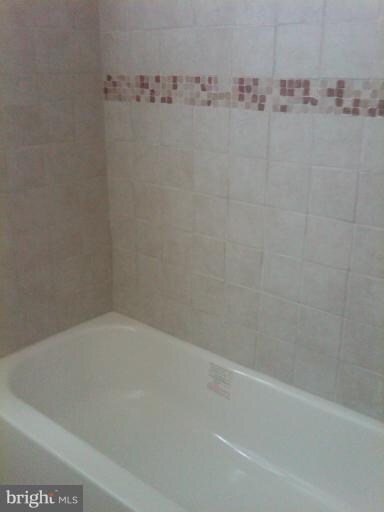 3908 Ednor Rd, Baltimore, MD 21218 - photo 3