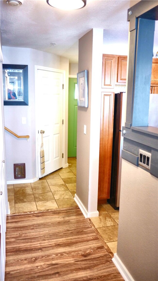 2402 Milton Way unit E, Milton, WA 98354 - photo 3