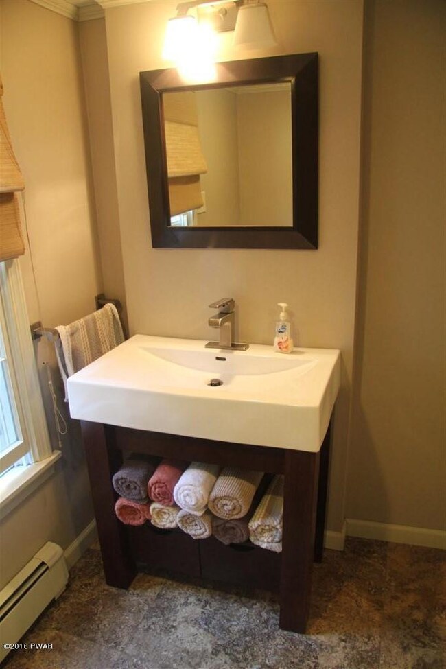 73 Torrey Rd, Honesdale, PA 18431 - photo 6