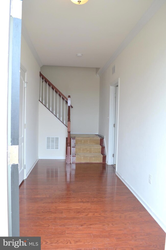 23351 Milltown Knoll Square, Ashburn, VA 20148 - photo 3