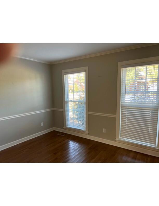 Formal dining room