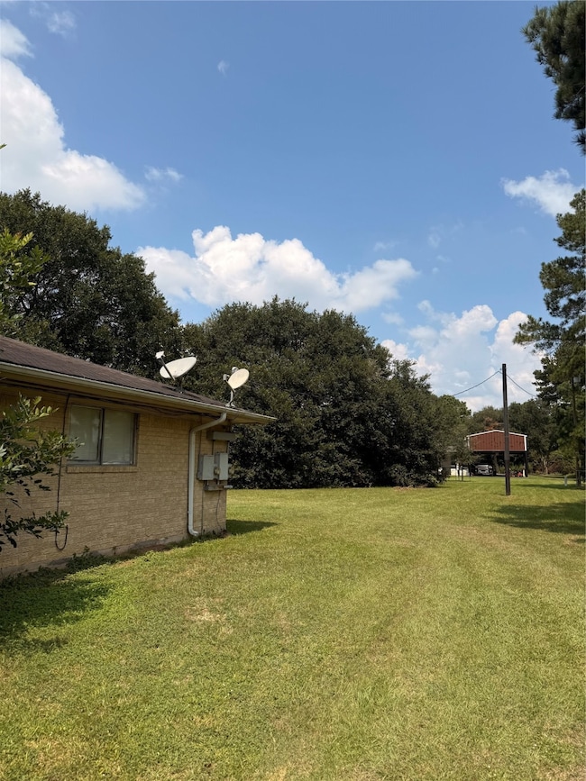 716 Fernwood St unit B, Waller, TX 77484 - photo 7