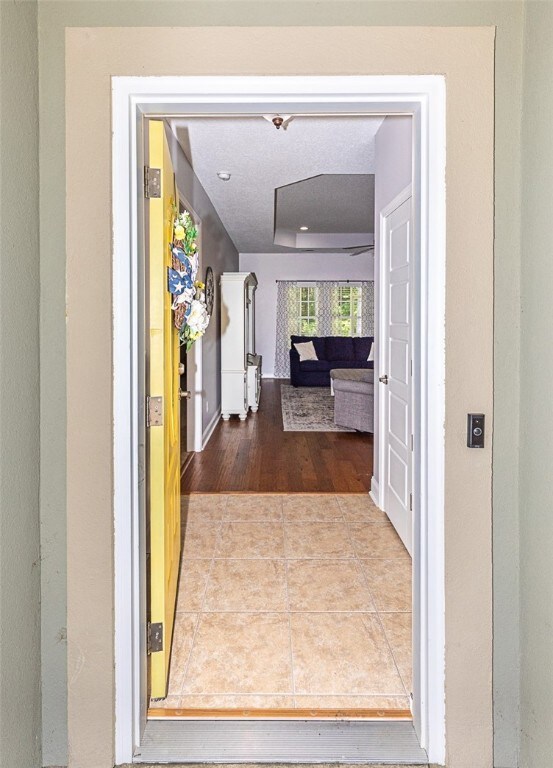 Foyer Entry