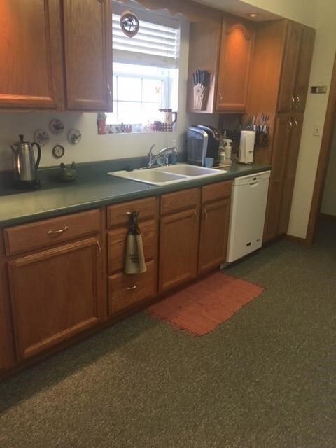 524 Jayhawk Ave, Hugoton, KS 67951 - photo 6