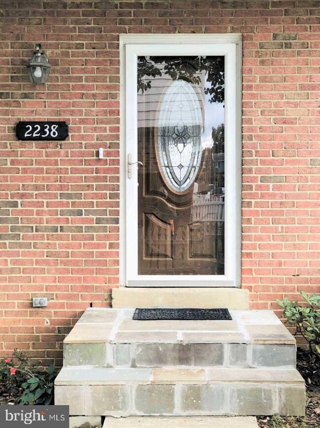 2238 Fort Pickens Ct, Dumfries, VA 22026 - photo 4