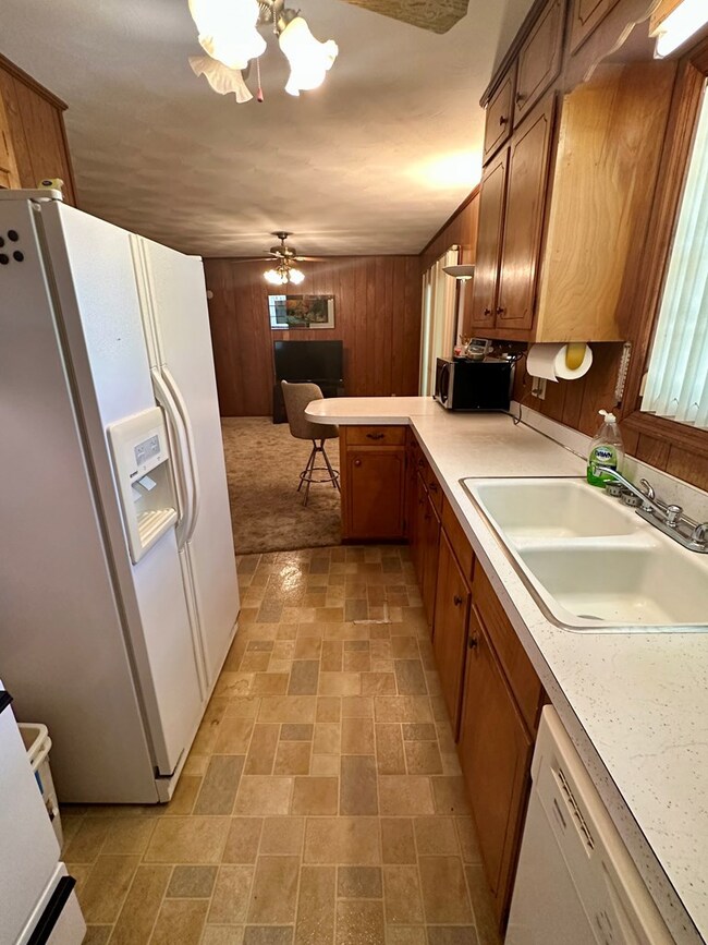 4709 Stagecoach Rd, Albany, GA 31705 - photo 6