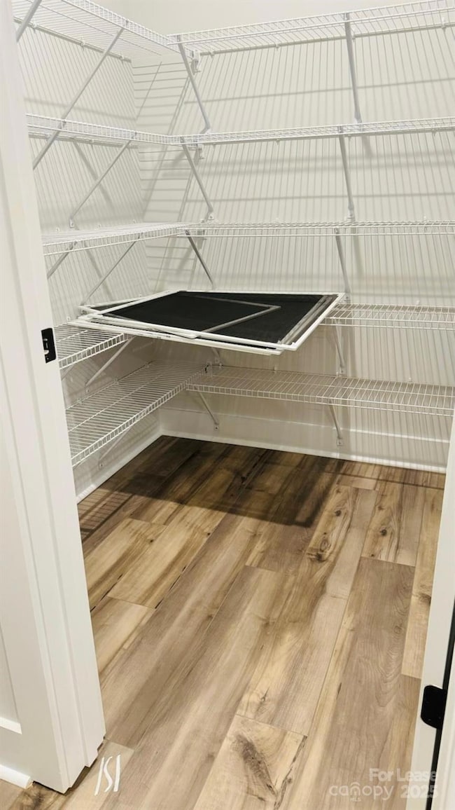 9508 Munsing Dr, Charlotte, NC 28269 - photo 7