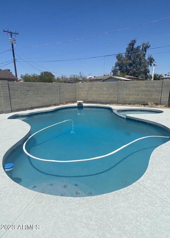 pool