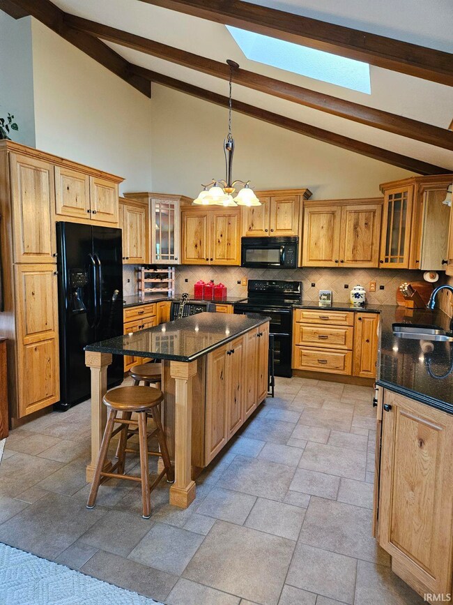 5950 N 175 W, Howe, IN 46746 - photo 7