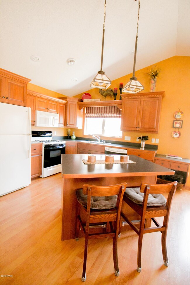 14280 E Lk Miltona Interior
