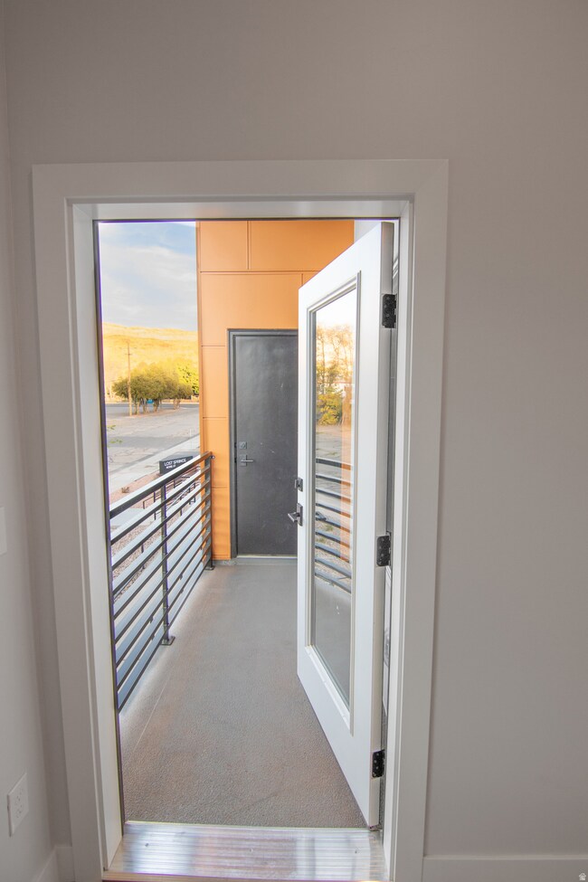 346 E 200 S unit A207, Moab, UT 84532 - photo 6