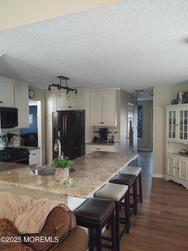 17 Crater Lake Rd, Howell, NJ 07731 - photo 3