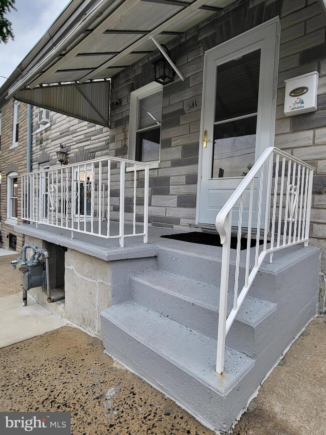 541 S 10th St, Reading, PA 19602 - photo 2