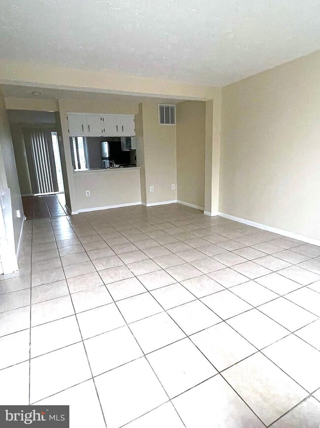 2023 Cedar Barn Way, Windsor Mill, MD 21244 - photo 3