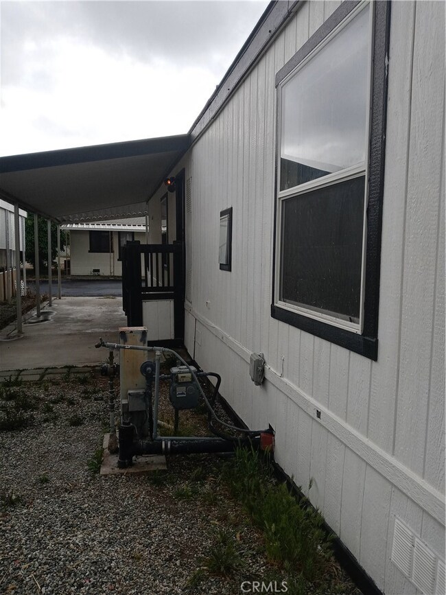 530 W Devonshire Ave unit 17, Hemet, CA 92543 - photo 5