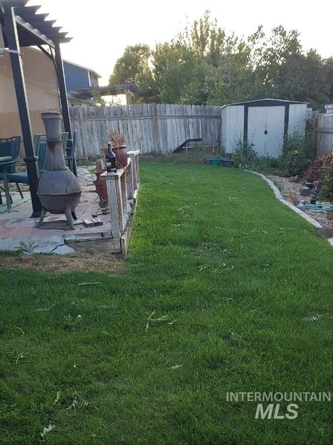 324 W Crestwood Dr, Nampa, ID 83686 - photo 4