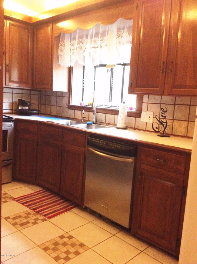 8236 Berry Ave, Jacksonville, FL 32211 - photo 5